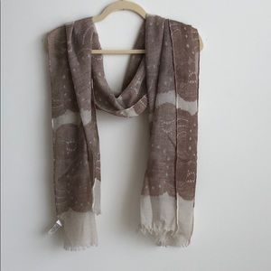 LOFT polyester/wool knit scarf